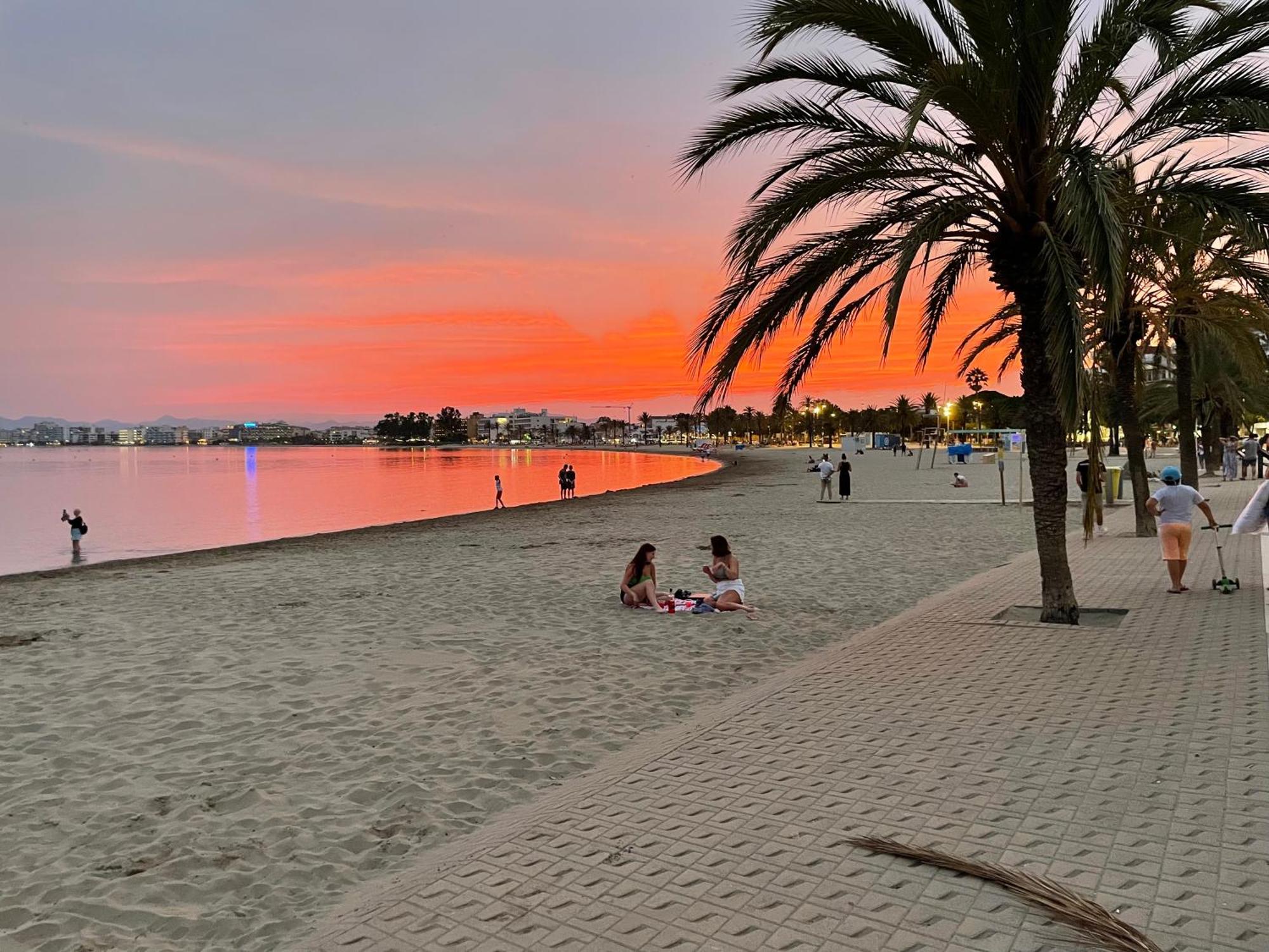 Almadrava Beach Росас Экстерьер фото