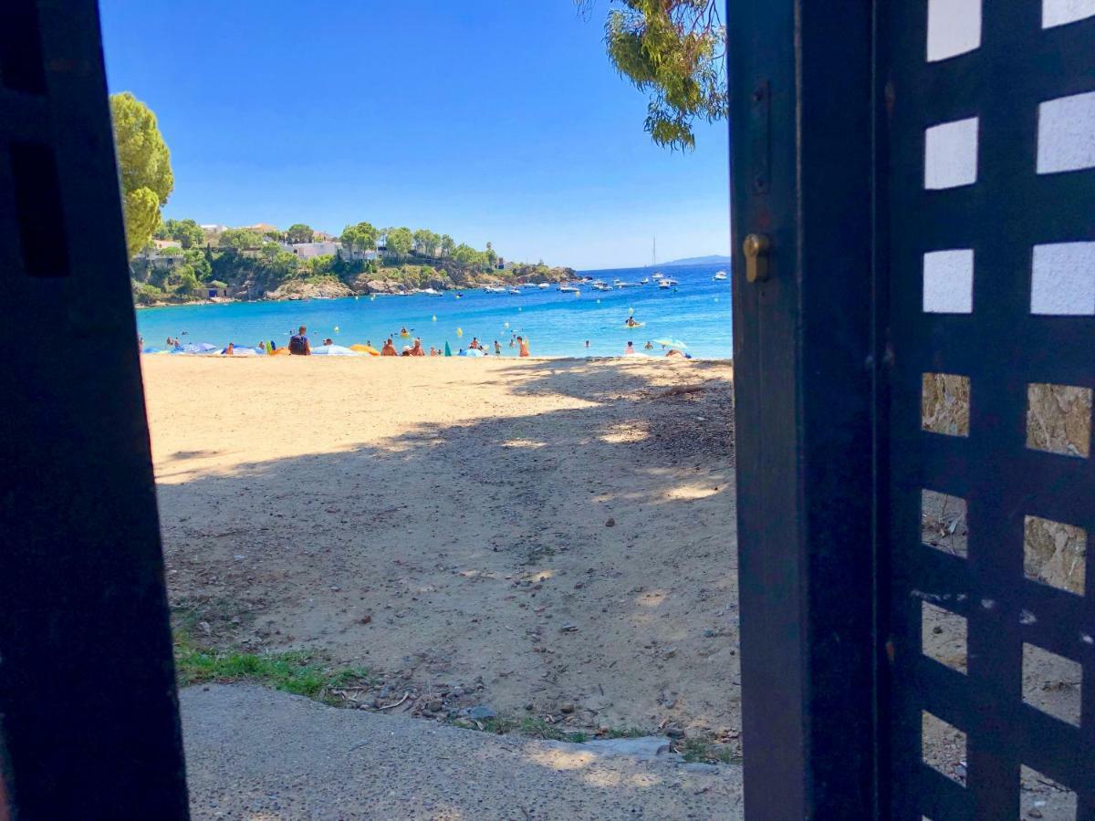 Almadrava Beach Росас Экстерьер фото